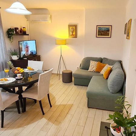 Apartment Sara Poljud สปลิท ภายนอก รูปภาพ
