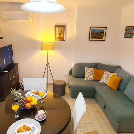 Apartment Sara Poljud สปลิท ภายนอก รูปภาพ