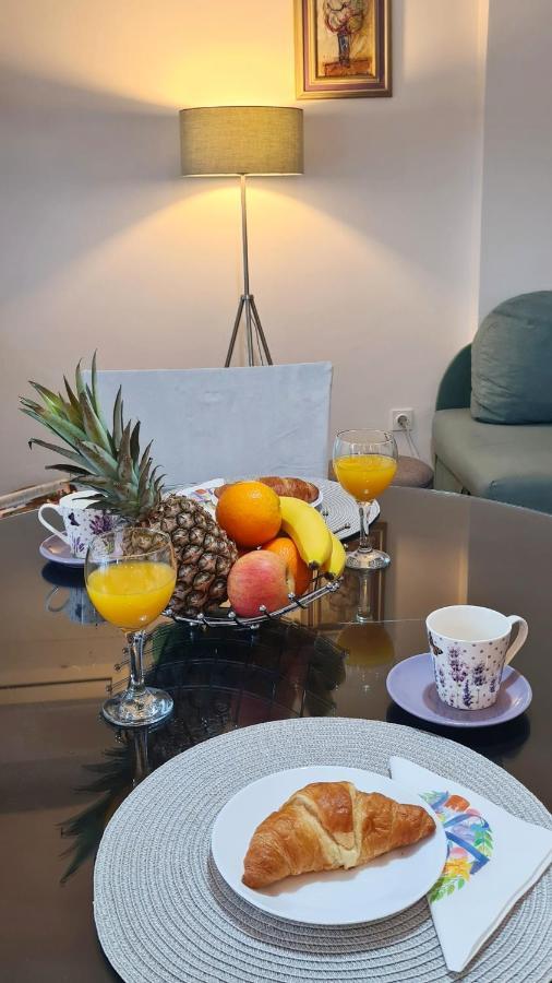 Apartment Sara Poljud สปลิท ภายนอก รูปภาพ