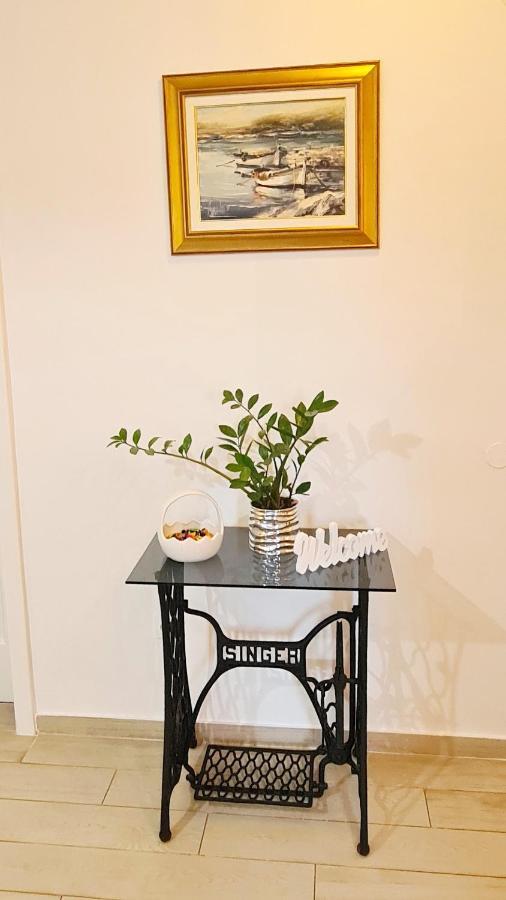 Apartment Sara Poljud สปลิท ภายนอก รูปภาพ